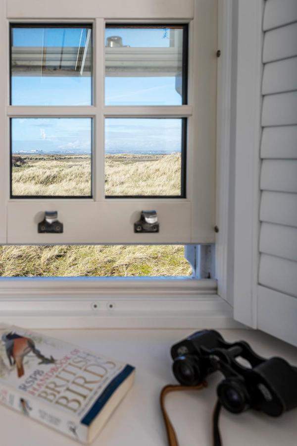 Finest Retreats - Lighthouse Cottage Rampside Exterior foto